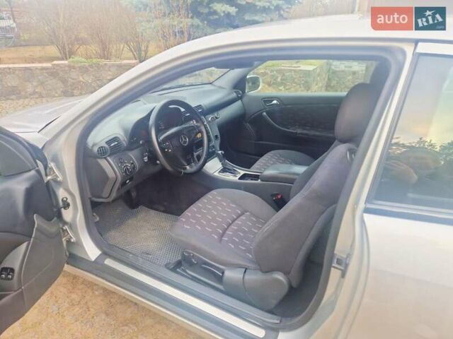 Сірий Мерседес Ц-Клас, об'ємом двигуна 1.8 л та пробігом 216 тис. км за 6000 $, фото 7 на Automoto.ua