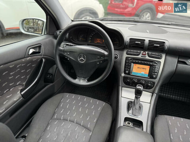 Серый Мерседес Ц-Класс, объемом двигателя 2.15 л и пробегом 211 тыс. км за 5500 $, фото 50 на Automoto.ua