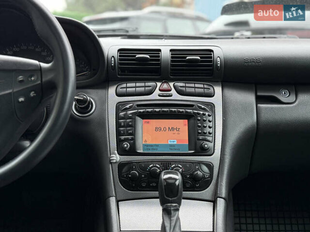 Серый Мерседес Ц-Класс, объемом двигателя 2.15 л и пробегом 211 тыс. км за 5500 $, фото 47 на Automoto.ua