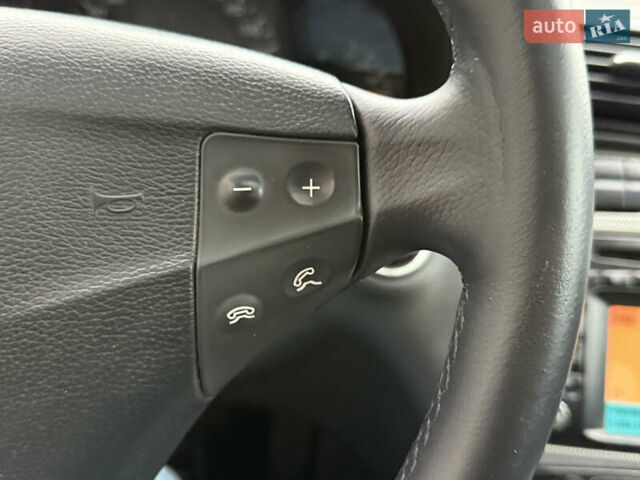 Серый Мерседес Ц-Класс, объемом двигателя 2.15 л и пробегом 211 тыс. км за 5500 $, фото 55 на Automoto.ua