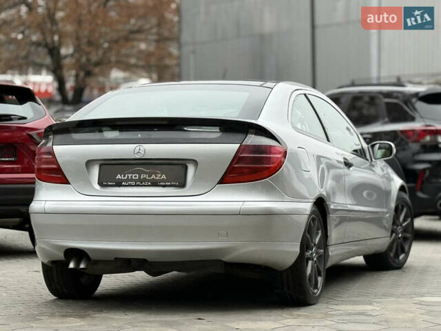Серый Мерседес Ц-Класс, объемом двигателя 2.15 л и пробегом 211 тыс. км за 5500 $, фото 27 на Automoto.ua