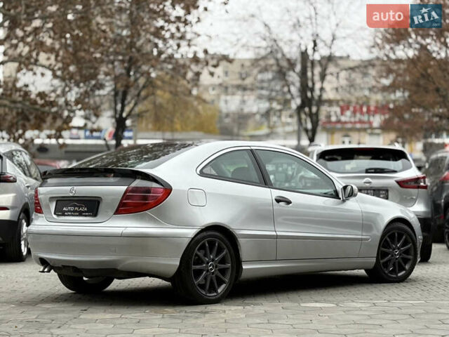 Серый Мерседес Ц-Класс, объемом двигателя 2.15 л и пробегом 211 тыс. км за 5500 $, фото 25 на Automoto.ua