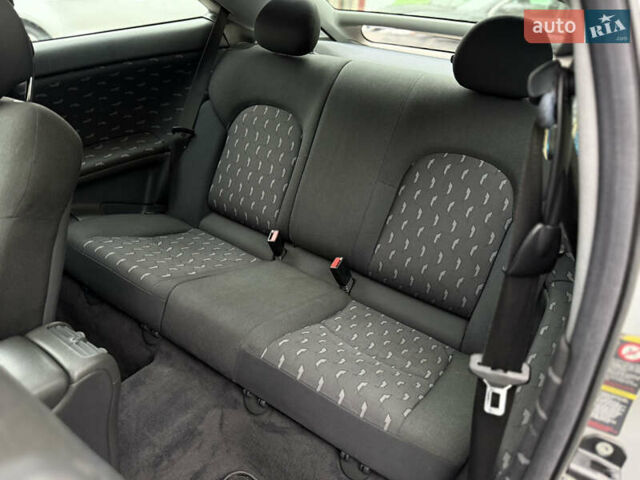 Серый Мерседес Ц-Класс, объемом двигателя 2.15 л и пробегом 211 тыс. км за 5500 $, фото 39 на Automoto.ua