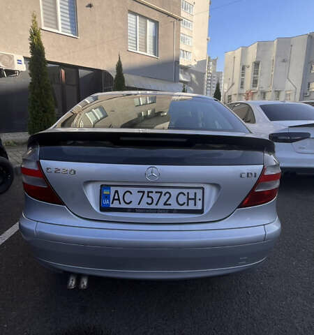 Серый Мерседес Ц-Класс, объемом двигателя 2.2 л и пробегом 386 тыс. км за 4500 $, фото 6 на Automoto.ua