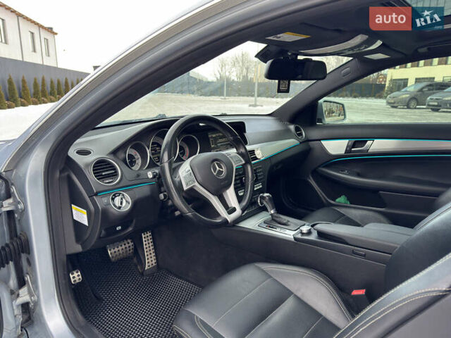 Серый Мерседес Ц-Класс, объемом двигателя 1.8 л и пробегом 225 тыс. км за 13500 $, фото 17 на Automoto.ua