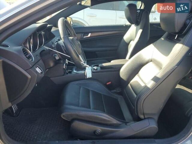 Сірий Мерседес Ц-Клас, об'ємом двигуна 1.8 л та пробігом 83 тис. км за 690 $, фото 6 на Automoto.ua
