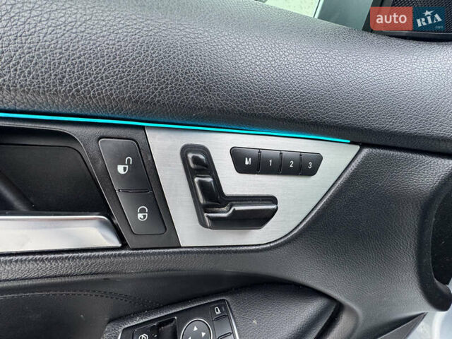 Серый Мерседес Ц-Класс, объемом двигателя 1.8 л и пробегом 225 тыс. км за 13500 $, фото 16 на Automoto.ua