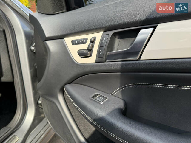 Сірий Мерседес Ц-Клас, об'ємом двигуна 2.14 л та пробігом 132 тис. км за 18000 $, фото 38 на Automoto.ua