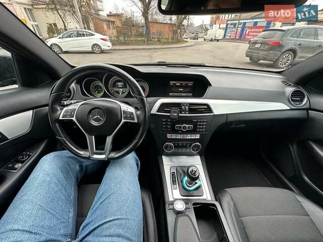 Сірий Мерседес Ц-Клас, об'ємом двигуна 1.6 л та пробігом 231 тис. км за 12990 $, фото 25 на Automoto.ua