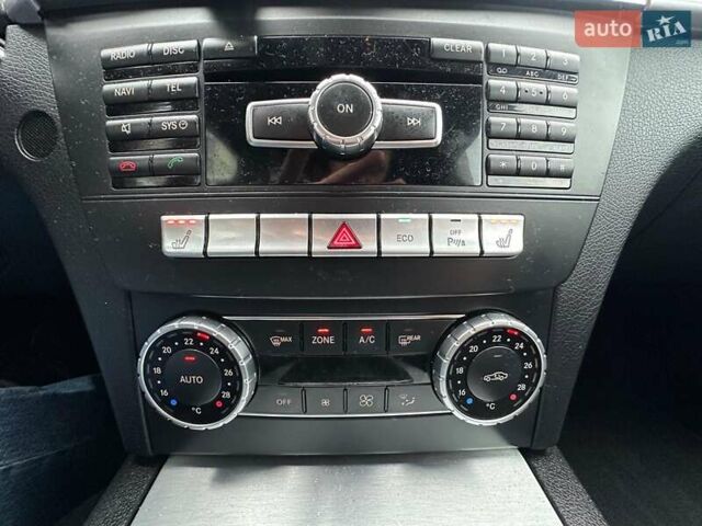 Сірий Мерседес Ц-Клас, об'ємом двигуна 1.6 л та пробігом 231 тис. км за 12990 $, фото 23 на Automoto.ua
