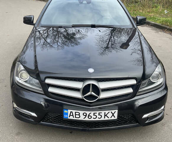 Серый Мерседес Ц-Класс, объемом двигателя 1.6 л и пробегом 231 тыс. км за 12800 $, фото 1 на Automoto.ua