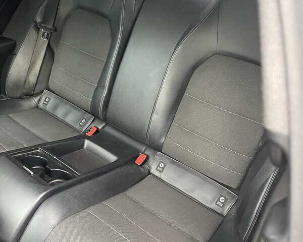 Серый Мерседес Ц-Класс, объемом двигателя 1.6 л и пробегом 231 тыс. км за 12800 $, фото 18 на Automoto.ua