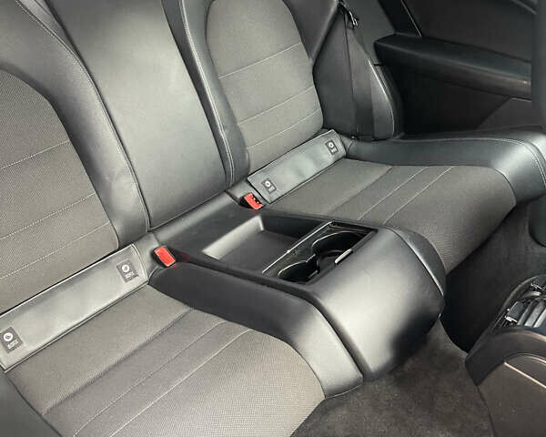 Серый Мерседес Ц-Класс, объемом двигателя 1.6 л и пробегом 231 тыс. км за 12800 $, фото 13 на Automoto.ua