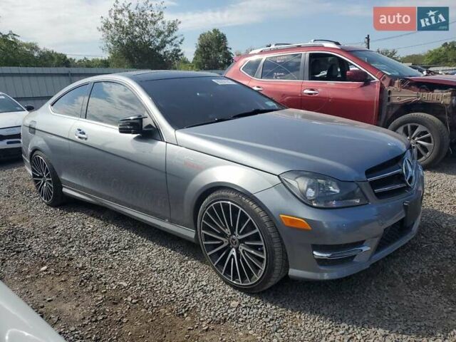 Сірий Мерседес Ц-Клас, об'ємом двигуна 1.8 л та пробігом 111 тис. км за 2000 $, фото 4 на Automoto.ua