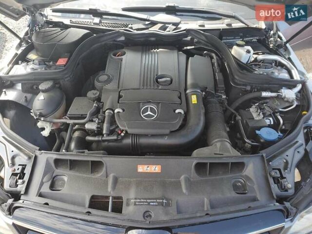 Сірий Мерседес Ц-Клас, об'ємом двигуна 1.8 л та пробігом 111 тис. км за 2000 $, фото 10 на Automoto.ua