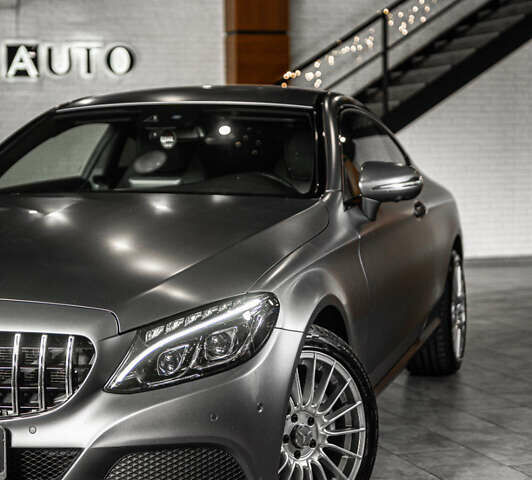 Сірий Мерседес Ц-Клас, об'ємом двигуна 2.2 л та пробігом 116 тис. км за 25900 $, фото 54 на Automoto.ua