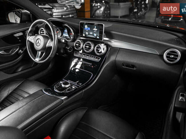 Сірий Мерседес Ц-Клас, об'ємом двигуна 2.2 л та пробігом 116 тис. км за 25900 $, фото 42 на Automoto.ua