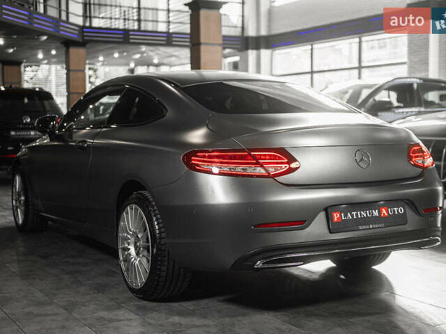 Сірий Мерседес Ц-Клас, об'ємом двигуна 2.2 л та пробігом 116 тис. км за 25900 $, фото 13 на Automoto.ua