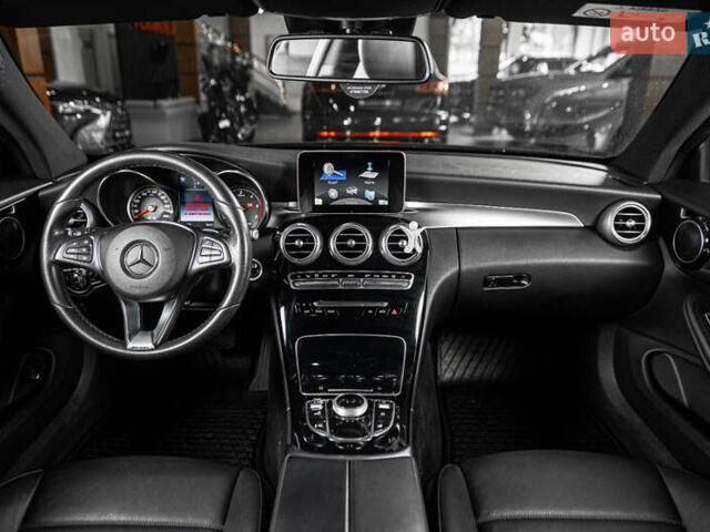 Сірий Мерседес Ц-Клас, об'ємом двигуна 2.2 л та пробігом 116 тис. км за 25900 $, фото 39 на Automoto.ua