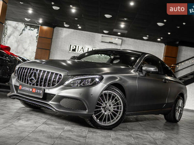 Сірий Мерседес Ц-Клас, об'ємом двигуна 2.2 л та пробігом 116 тис. км за 25900 $, фото 49 на Automoto.ua