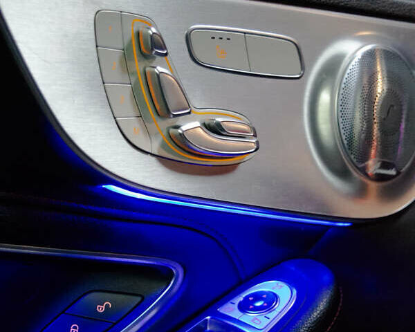 Серый Мерседес Ц-Класс, объемом двигателя 3 л и пробегом 108 тыс. км за 33000 $, фото 15 на Automoto.ua