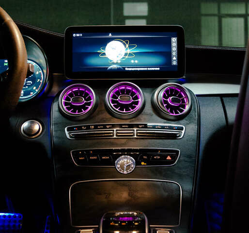 Серый Мерседес Ц-Класс, объемом двигателя 3 л и пробегом 108 тыс. км за 33000 $, фото 12 на Automoto.ua