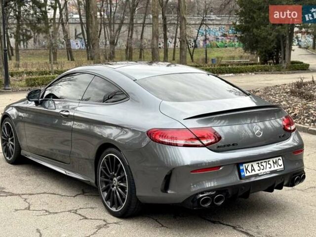 Сірий Мерседес Ц-Клас, об'ємом двигуна 3 л та пробігом 110 тис. км за 40000 $, фото 1 на Automoto.ua