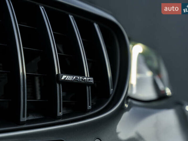 Сірий Мерседес Ц-Клас, об'ємом двигуна 3.98 л та пробігом 57 тис. км за 70500 $, фото 41 на Automoto.ua