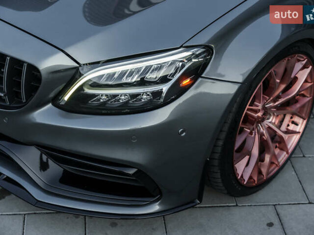 Сірий Мерседес Ц-Клас, об'ємом двигуна 3.98 л та пробігом 57 тис. км за 70500 $, фото 6 на Automoto.ua