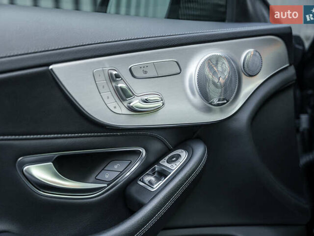 Сірий Мерседес Ц-Клас, об'ємом двигуна 3.98 л та пробігом 57 тис. км за 70500 $, фото 20 на Automoto.ua