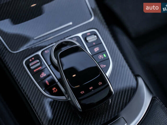 Сірий Мерседес Ц-Клас, об'ємом двигуна 3.98 л та пробігом 57 тис. км за 70500 $, фото 33 на Automoto.ua