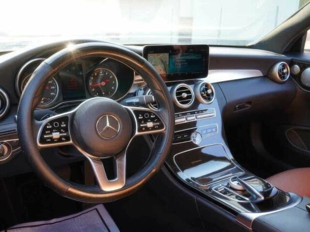 Серый Мерседес Ц-Класс, объемом двигателя 2 л и пробегом 48 тыс. км за 16900 $, фото 7 на Automoto.ua