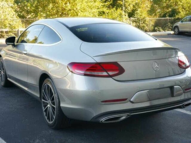 Серый Мерседес Ц-Класс, объемом двигателя 2 л и пробегом 48 тыс. км за 16900 $, фото 3 на Automoto.ua