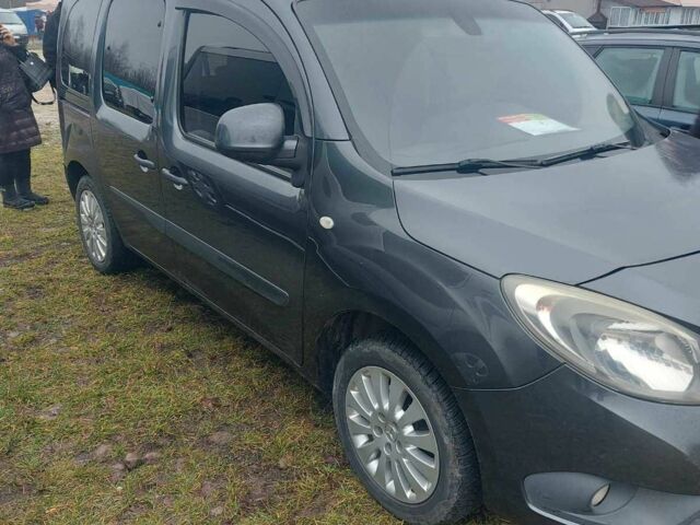 Серый Мерседес Ц-Класс, объемом двигателя 1.5 л и пробегом 260 тыс. км за 7500 $, фото 1 на Automoto.ua