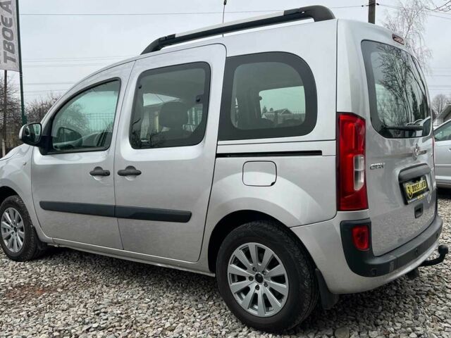 Сірий Мерседес Ц-Клас, об'ємом двигуна 1.5 л та пробігом 156 тис. км за 10999 $, фото 4 на Automoto.ua