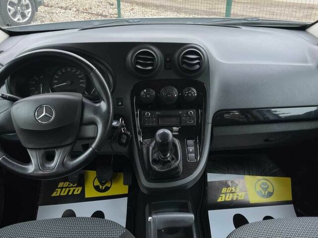 Сірий Мерседес Ц-Клас, об'ємом двигуна 1.5 л та пробігом 156 тис. км за 10999 $, фото 9 на Automoto.ua