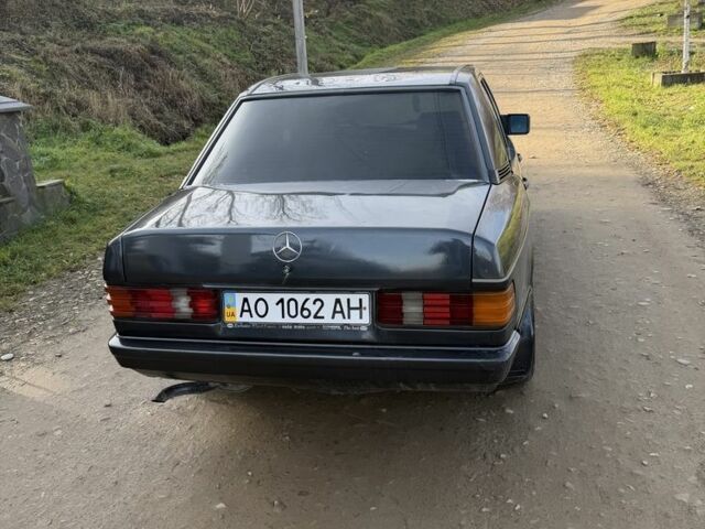 Сірий Мерседес Ц-Клас, об'ємом двигуна 1.8 л та пробігом 360 тис. км за 799 $, фото 10 на Automoto.ua