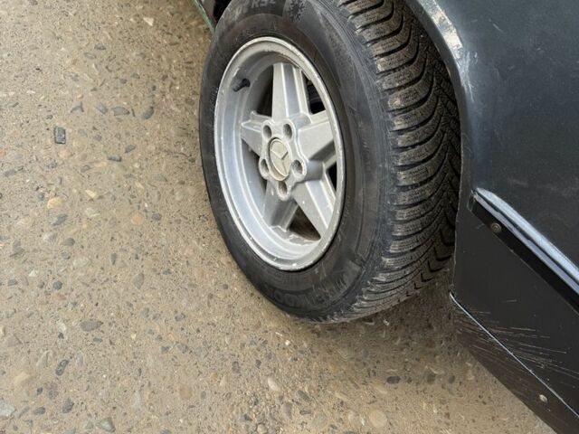 Сірий Мерседес Ц-Клас, об'ємом двигуна 1.8 л та пробігом 360 тис. км за 799 $, фото 12 на Automoto.ua