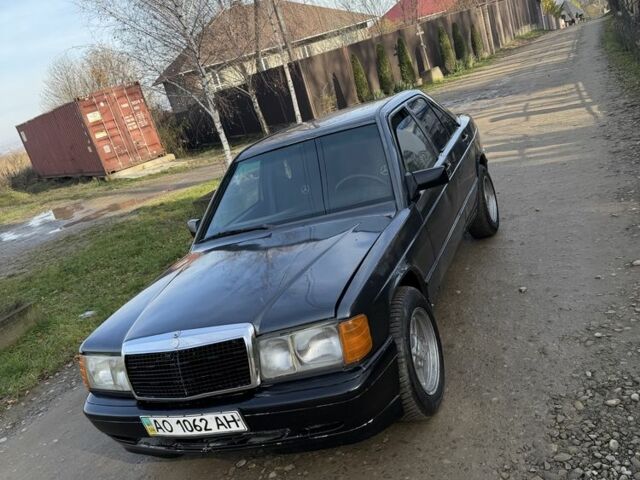 Сірий Мерседес Ц-Клас, об'ємом двигуна 1.8 л та пробігом 360 тис. км за 799 $, фото 3 на Automoto.ua