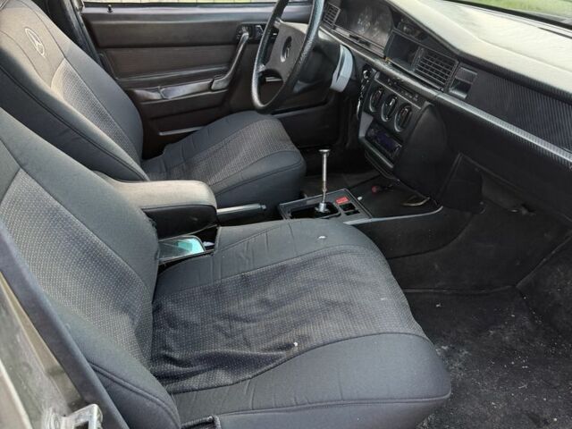 Сірий Мерседес Ц-Клас, об'ємом двигуна 1.8 л та пробігом 360 тис. км за 799 $, фото 17 на Automoto.ua