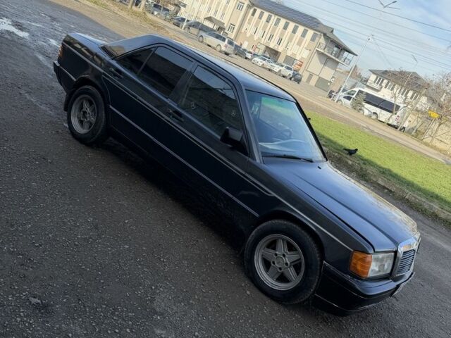 Сірий Мерседес Ц-Клас, об'ємом двигуна 1.8 л та пробігом 360 тис. км за 799 $, фото 23 на Automoto.ua