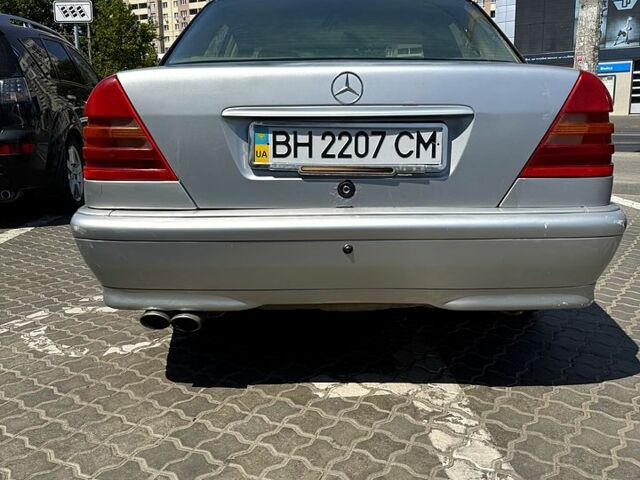 Сірий Мерседес Ц-Клас, об'ємом двигуна 1.8 л та пробігом 0 тис. км за 2500 $, фото 3 на Automoto.ua