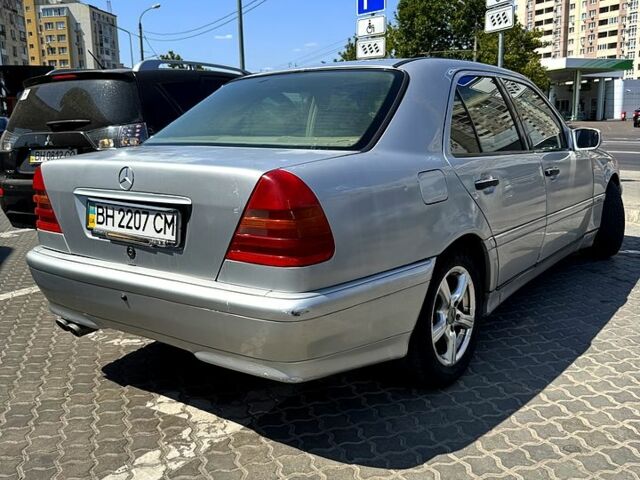 Сірий Мерседес Ц-Клас, об'ємом двигуна 1.8 л та пробігом 0 тис. км за 2500 $, фото 7 на Automoto.ua
