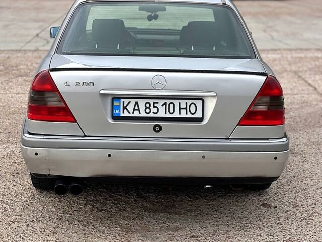 Мерседес Ц-Класс 1995 в Киеве на Automoto.ua Серый Мерседес Ц-Класс, объемом двигателя 2.8 л и пробегом 421 тыс. км за 2900 $, фото 4 на Automoto.ua