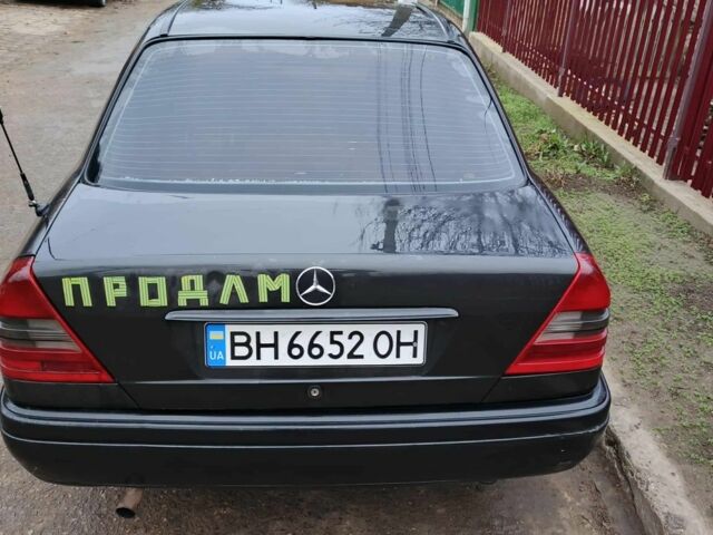 Сірий Мерседес Ц-Клас, об'ємом двигуна 1.8 л та пробігом 230 тис. км за 1600 $, фото 4 на Automoto.ua