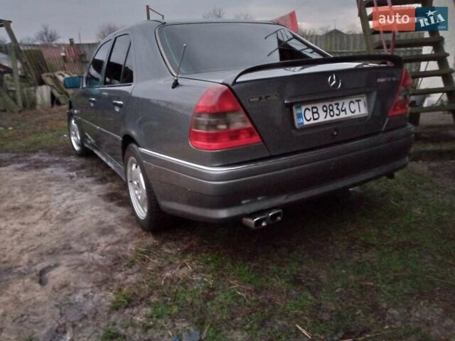Сірий Мерседес Ц-Клас, об'ємом двигуна 2.8 л та пробігом 480 тис. км за 3600 $, фото 3 на Automoto.ua