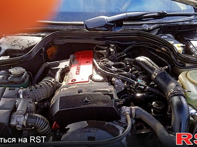 Серый Мерседес Ц-Класс, объемом двигателя 2 л и пробегом 456 тыс. км за 3200 $, фото 5 на Automoto.ua