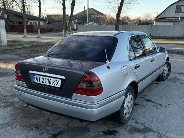 Сірий Мерседес Ц-Клас, об'ємом двигуна 2.2 л та пробігом 360 тис. км за 2500 $, фото 12 на Automoto.ua