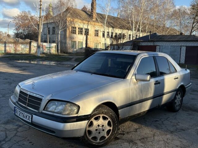 Сірий Мерседес Ц-Клас, об'ємом двигуна 2.2 л та пробігом 360 тис. км за 2500 $, фото 7 на Automoto.ua