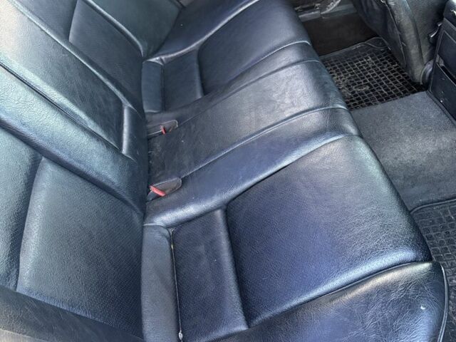 Сірий Мерседес Ц-Клас, об'ємом двигуна 2.2 л та пробігом 360 тис. км за 2500 $, фото 14 на Automoto.ua